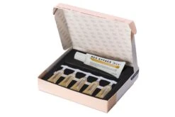 Rev Efface Kit Per Cancellare Le Macchie Sul Viso Crema Giorno 30ml +5 Fiale Notte